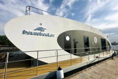 В московской городской среде закрепляется формат хаусботов